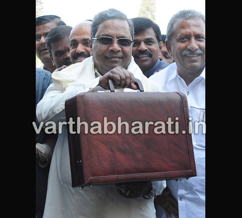 ರಾಜ್ಯ ಬಜೆಟ್-2018: ಗಣ್ಯರ ಪ್ರತಿಕ್ರಿಯೆಗಳು ಹೀಗಿವೆ..